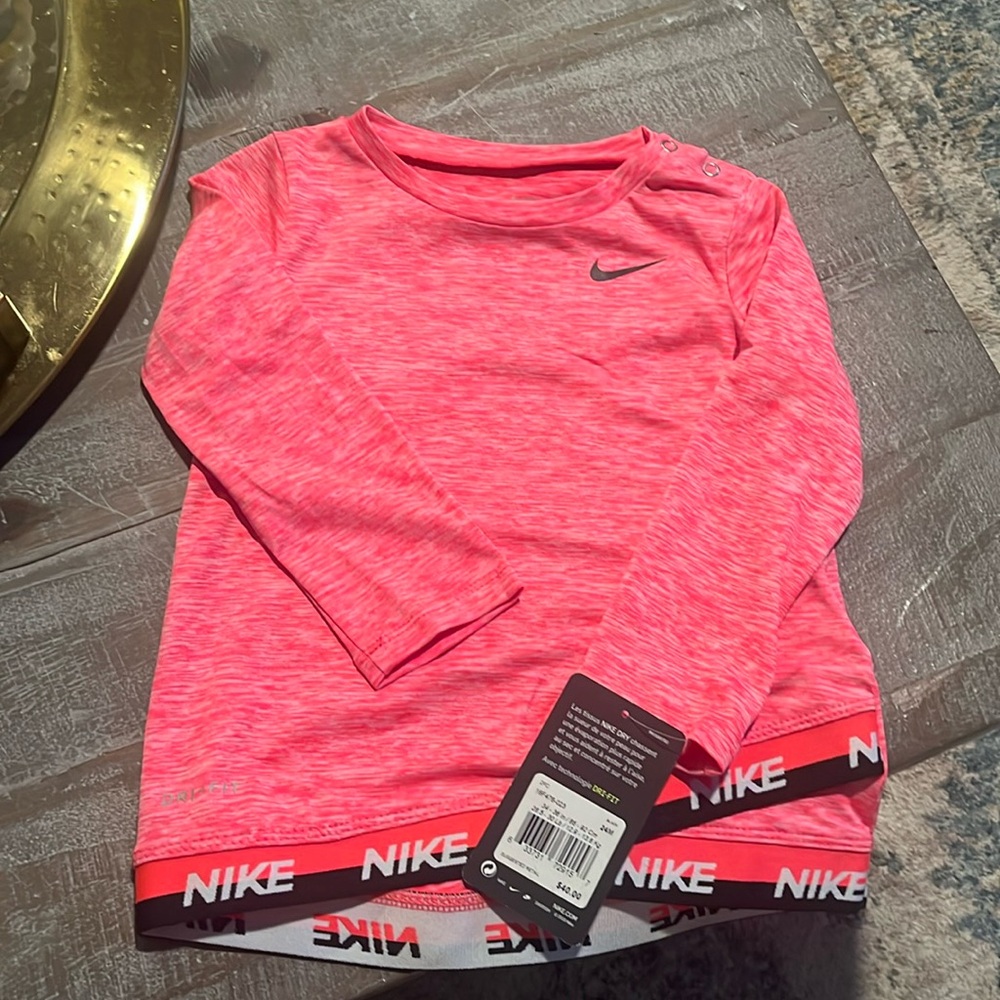 Girls Nike Tops
